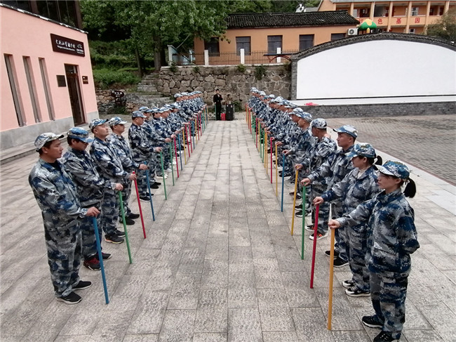 1619573966376920.jpg 團(tuán)建活動(dòng)提升團(tuán)隊(duì)向心力凝聚力.jpg