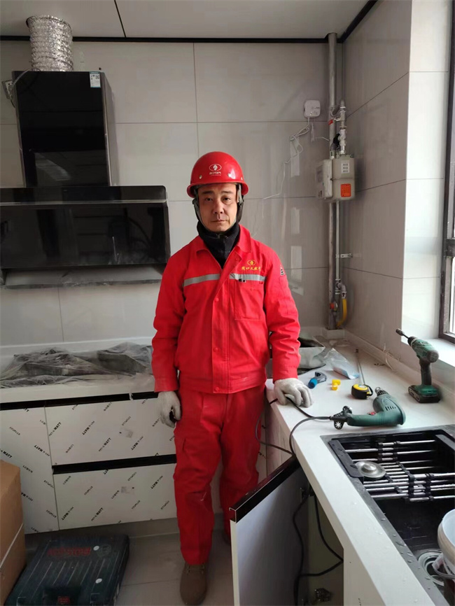 1703642893160494.jpg 曹飛.jpg