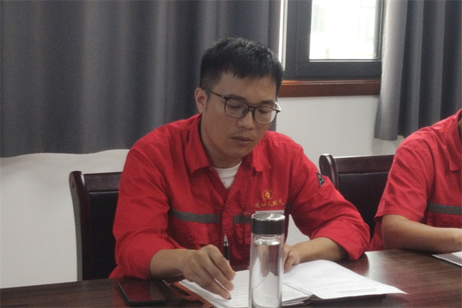 1720745532432379.png 王鶴.png